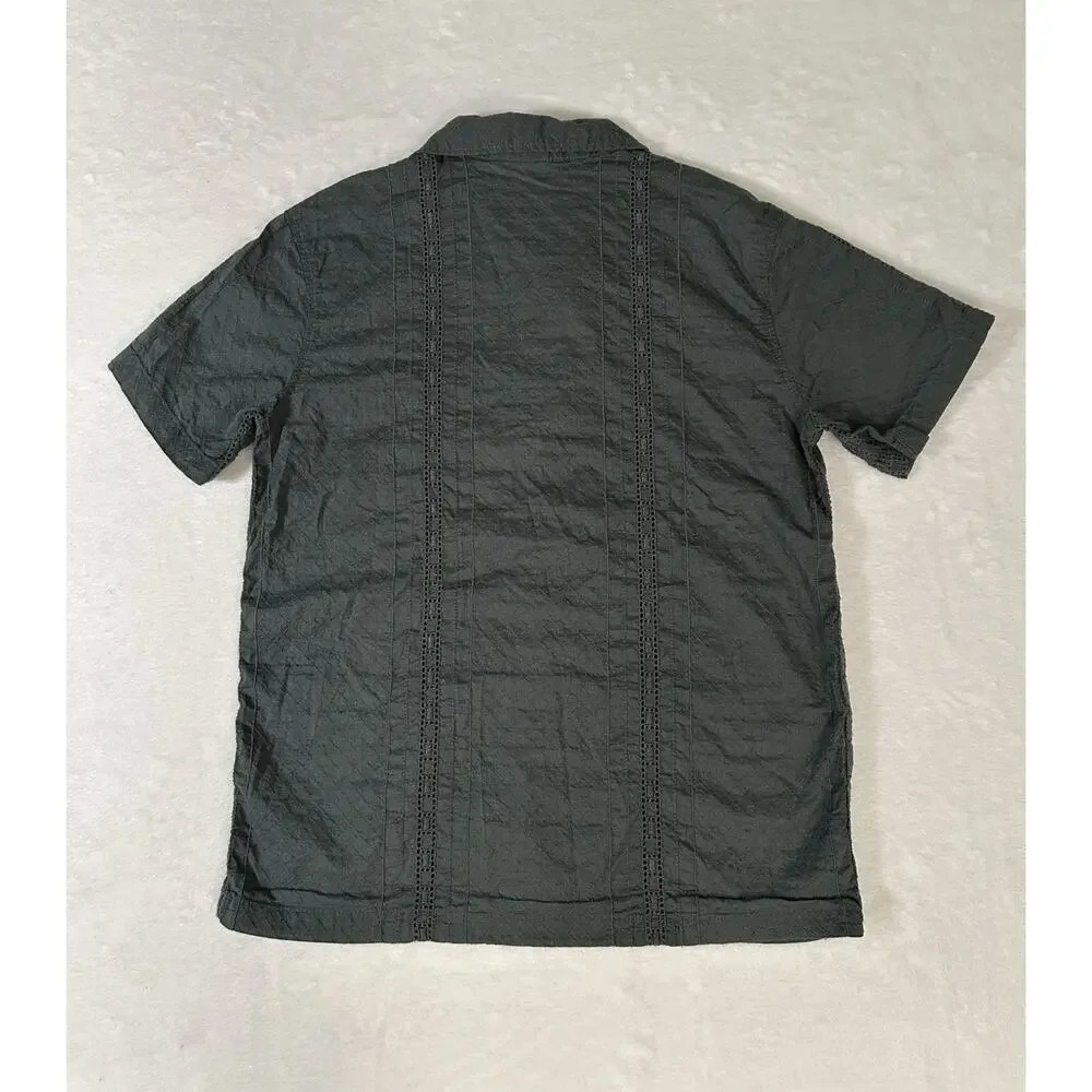 Old Navy Textured Embroidered Cabana Button Down Green Boys Shirt Size Large